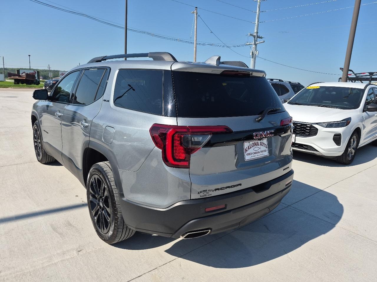GMC Acadia SLE AWD 2023