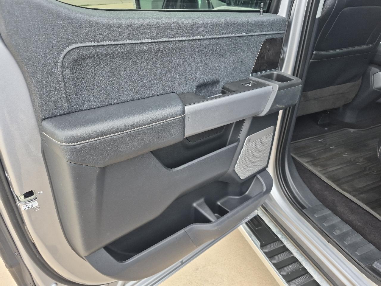Ford F-150 Lariat SuperCrew 4WD 2022