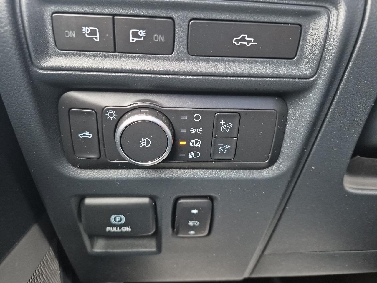 Ford F-150 Lariat SuperCrew 4WD 2022