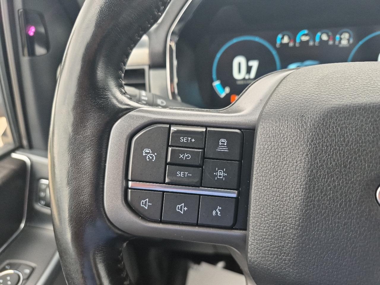 Ford F-150 Lariat SuperCrew 4WD 2022