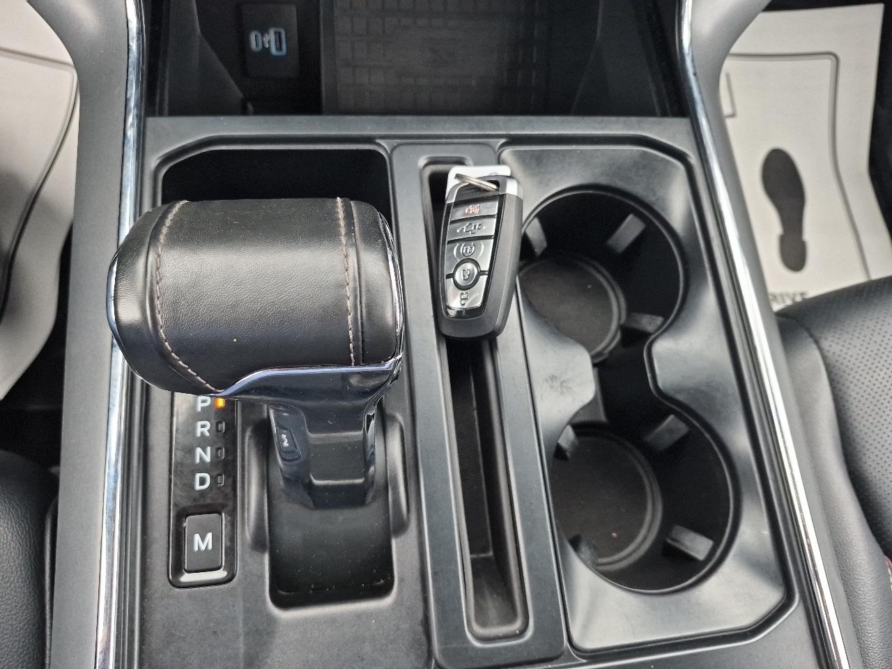 Ford F-150 Lariat SuperCrew 4WD 2022