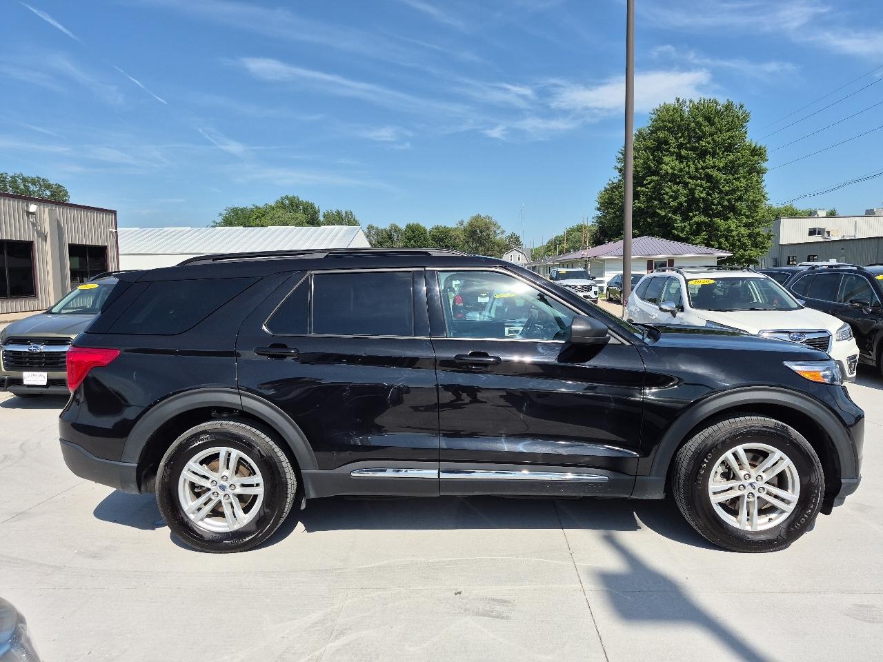 Ford Explorer XLT AWD 2022