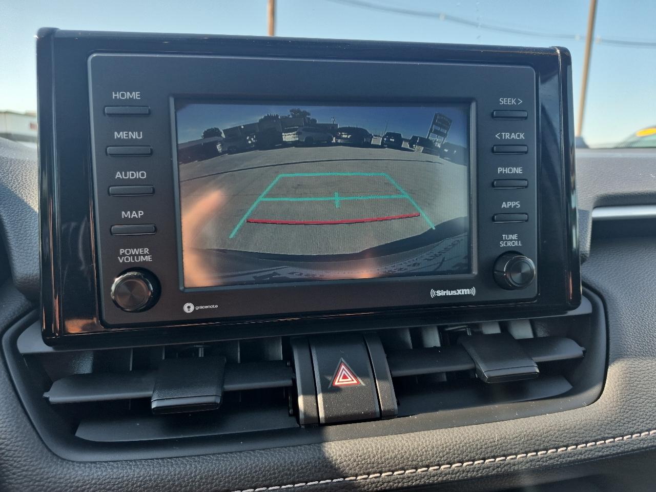 Toyota RAV4 LE AWD 2022