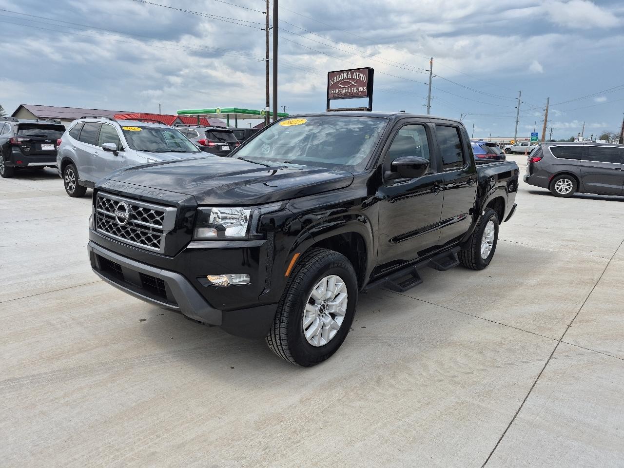 Nissan Frontier SV Crew Cab 4WD 2022