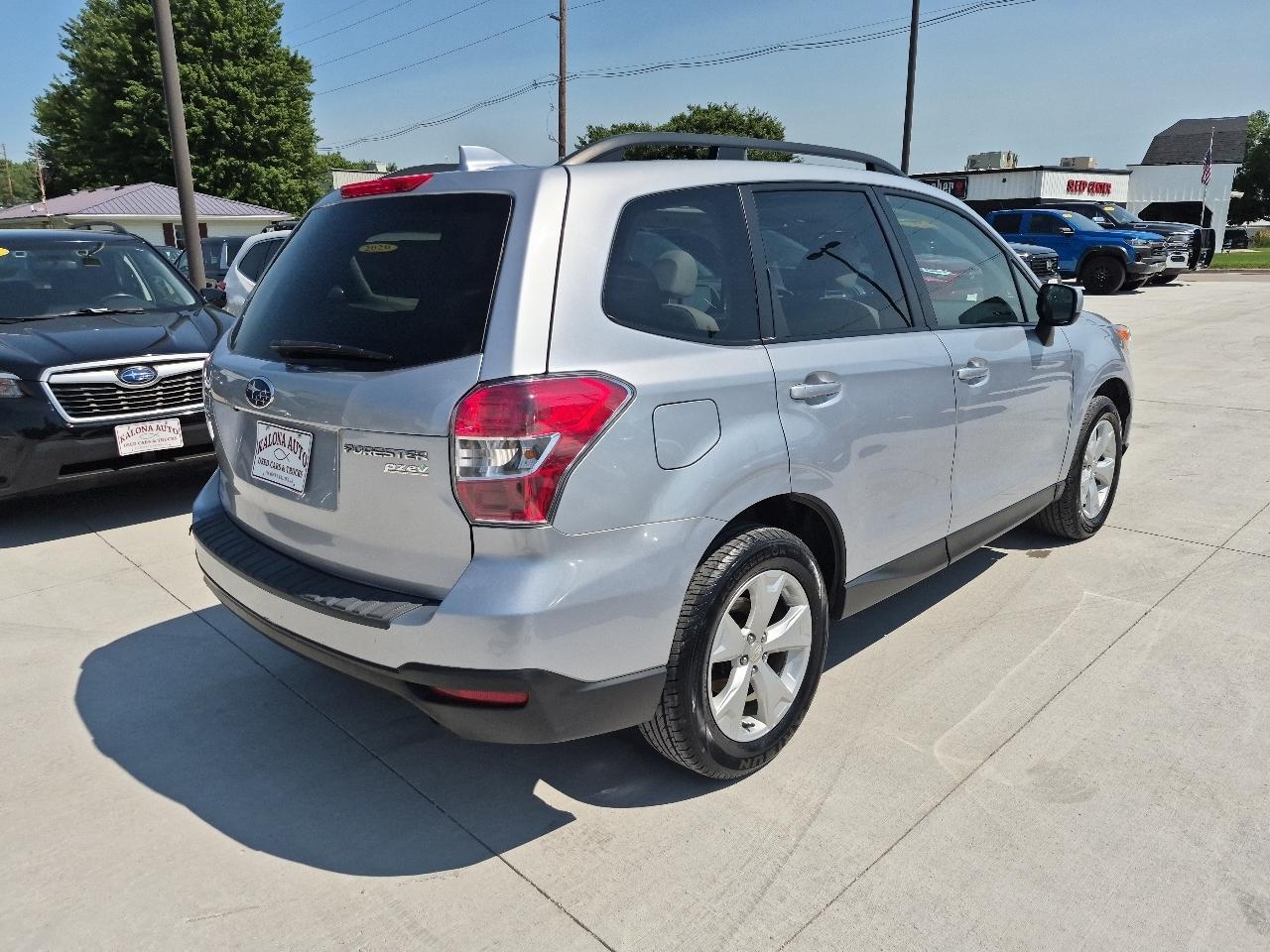 Subaru Forester 2.5i Premium PZEV CVT 2016