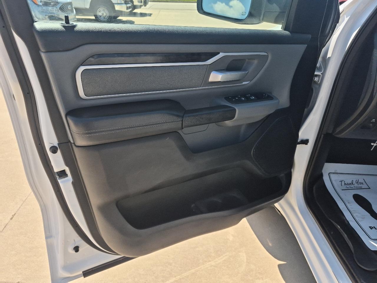RAM 1500 Big Horn Quad Cab 4WD 2022