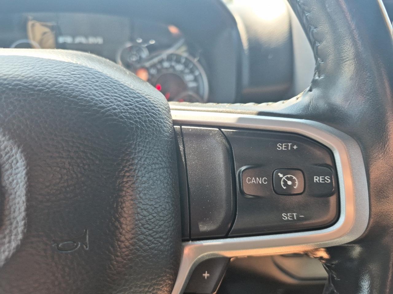RAM 1500 Big Horn Quad Cab 4WD 2022