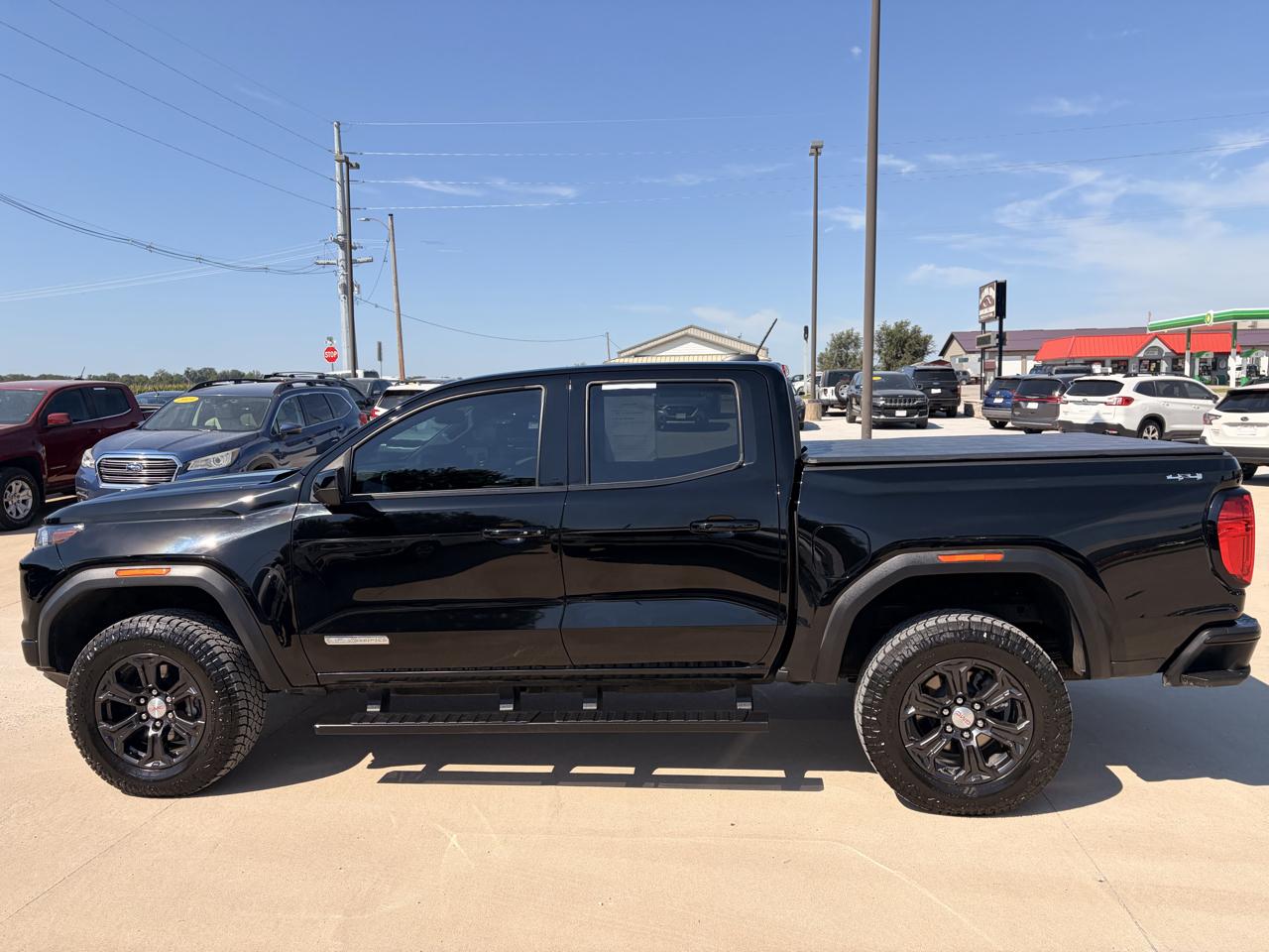 GMC Canyon Elevation Crew Cab 4WD 2023