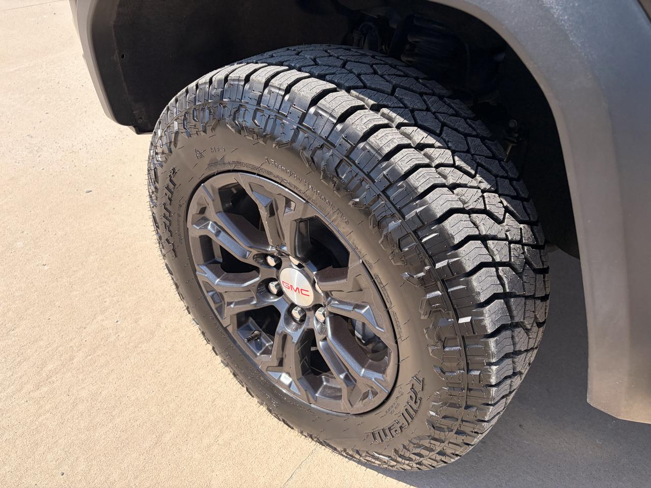 GMC Canyon Elevation Crew Cab 4WD 2023