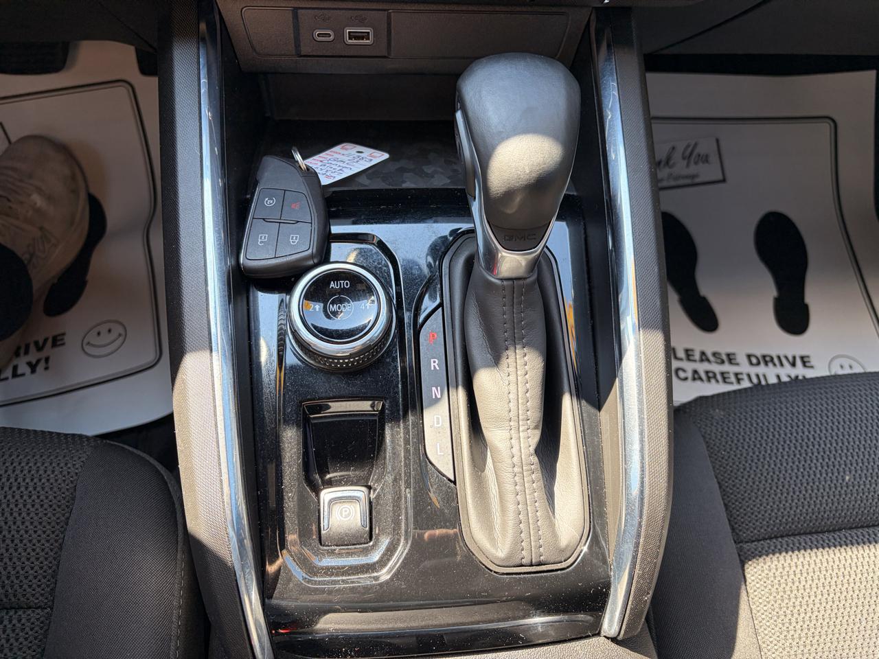GMC Canyon Elevation Crew Cab 4WD 2023