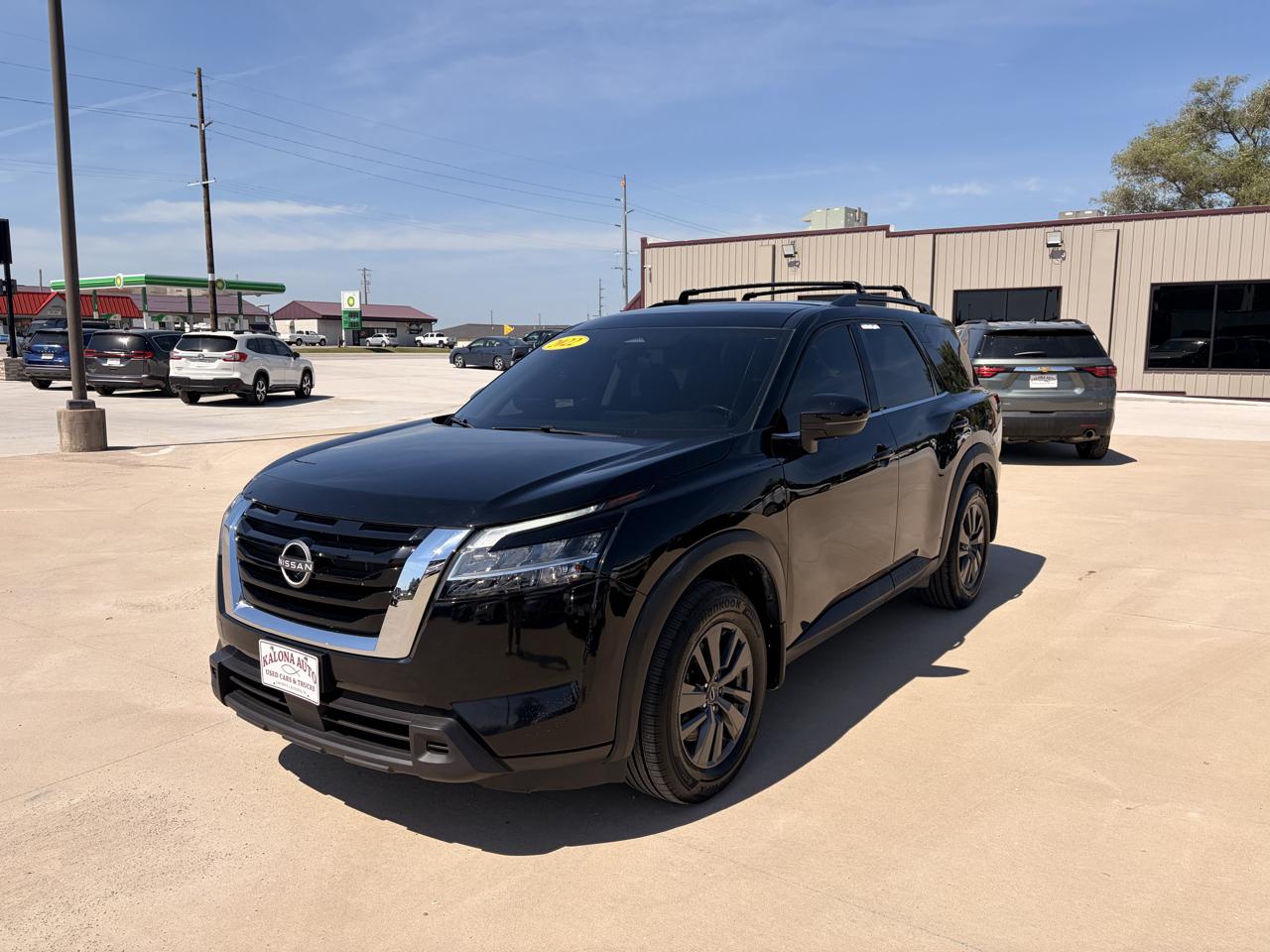 Nissan Pathfinder SV 4WD 2022