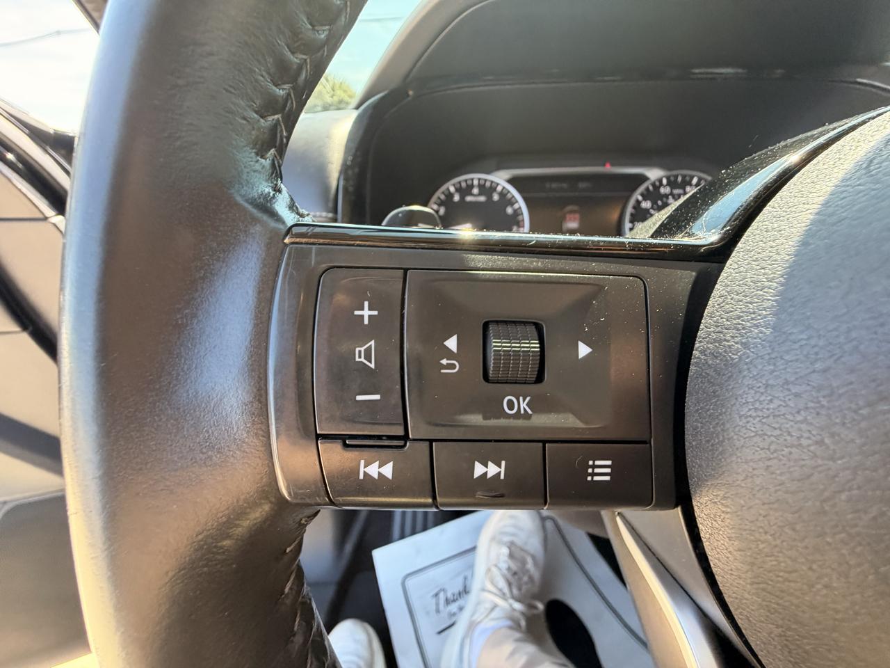 Nissan Pathfinder SV 4WD 2022