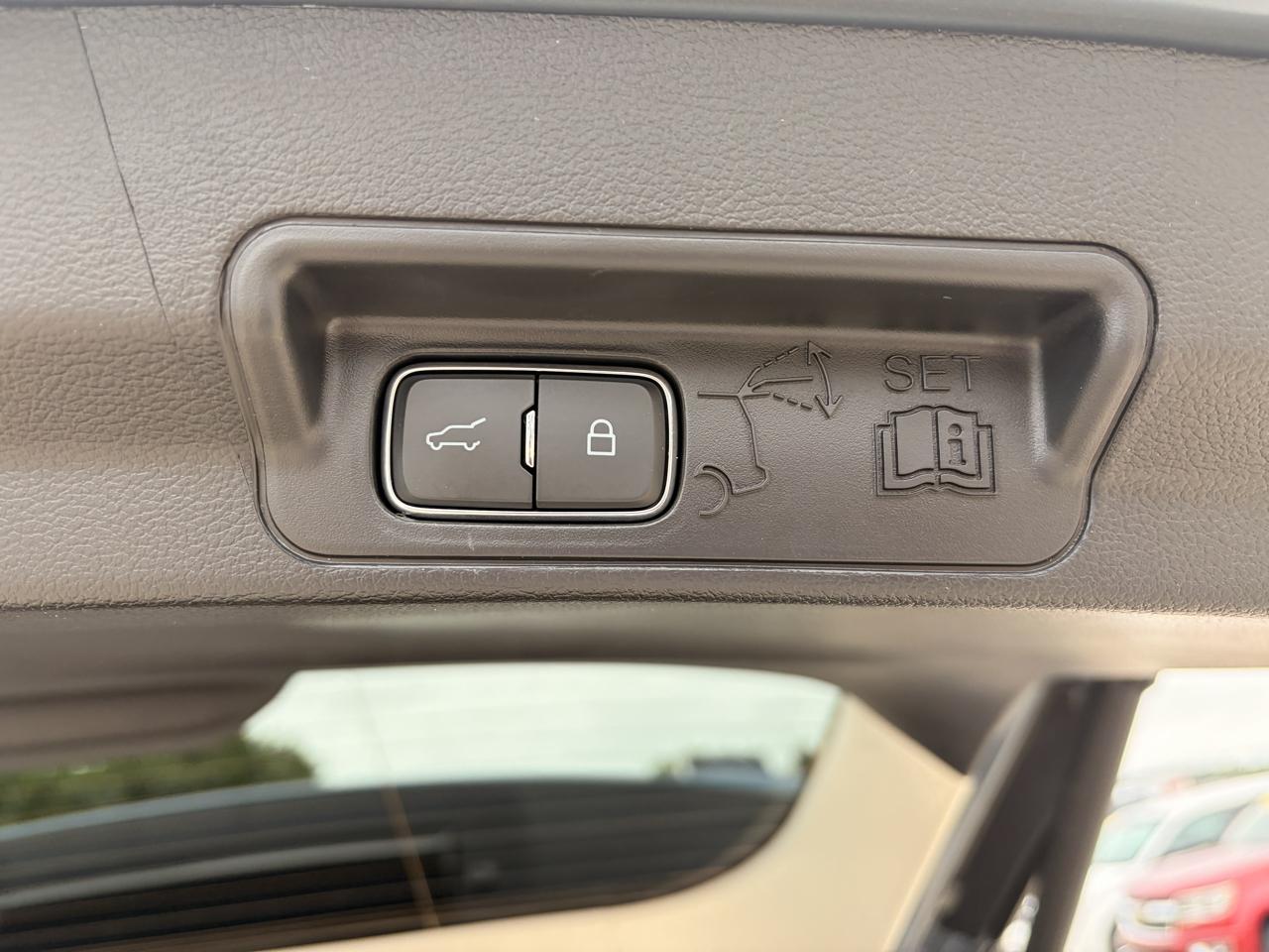 Ford Explorer Active AWD 2025