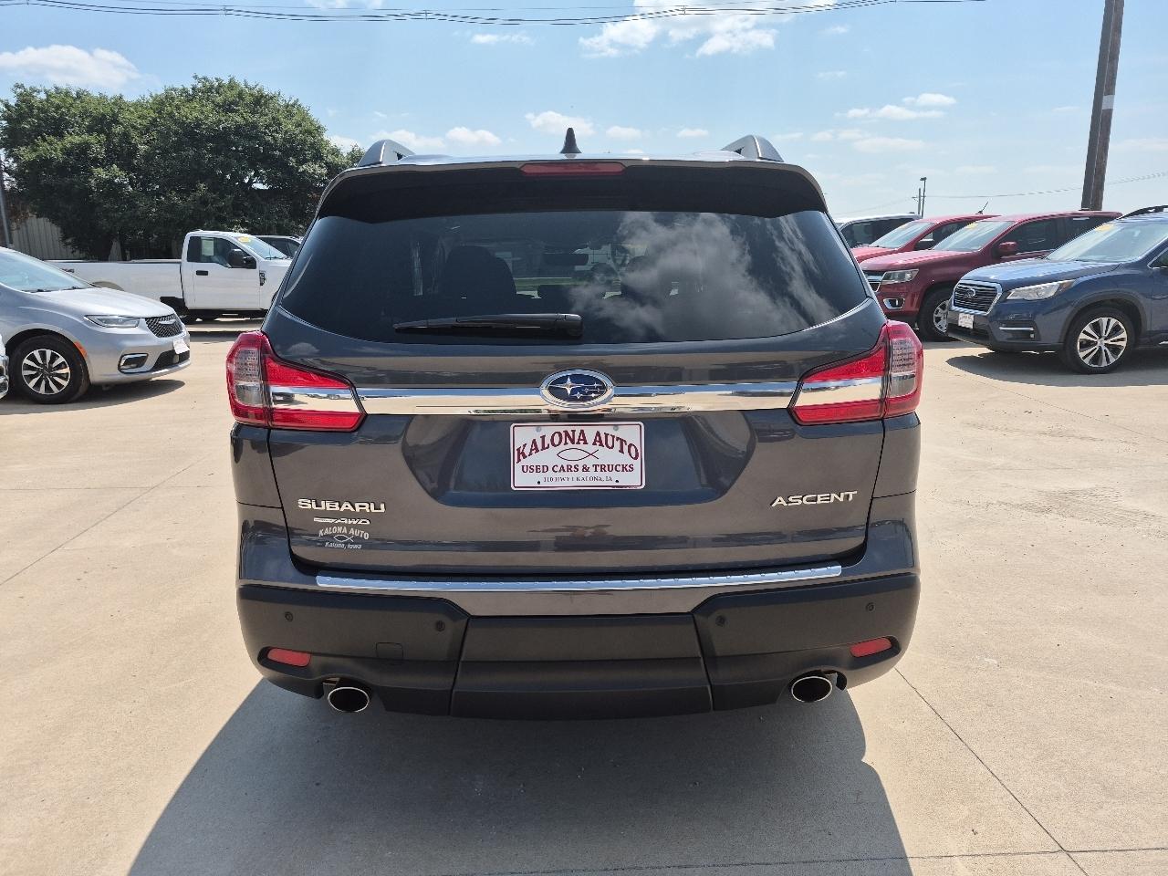Subaru Ascent Premium 2022