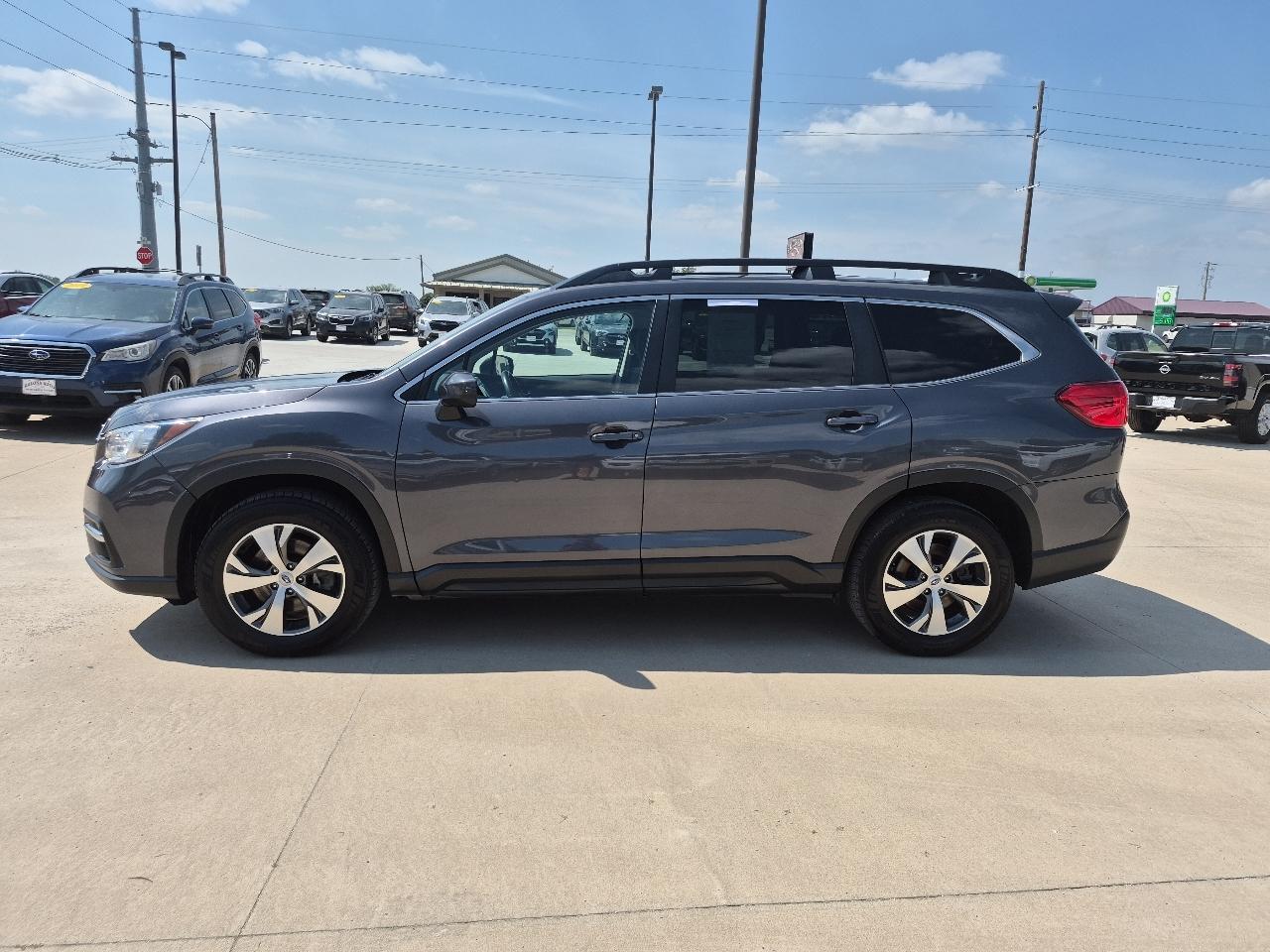 Subaru Ascent Premium 2022