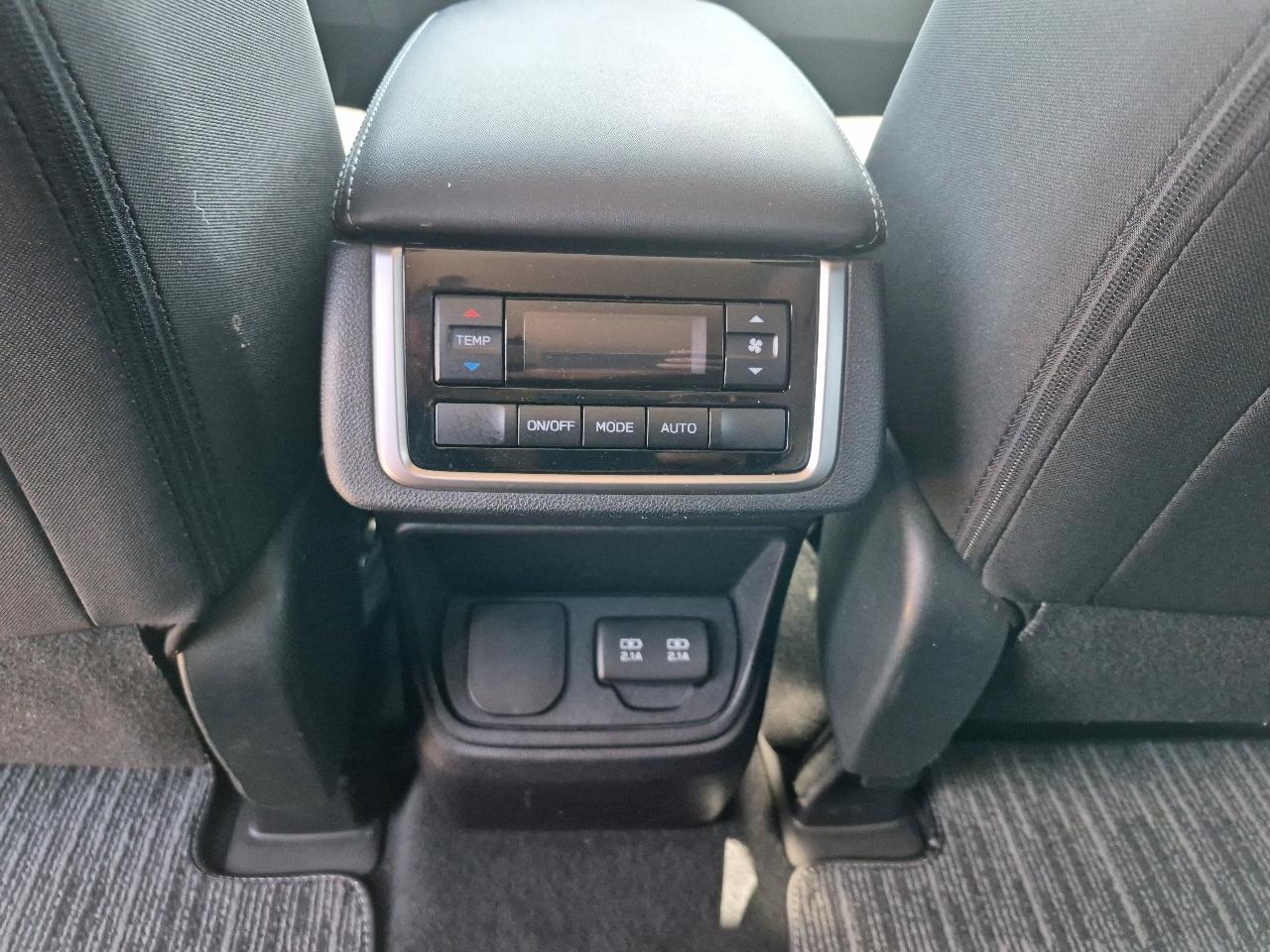 Subaru Ascent Premium 2022