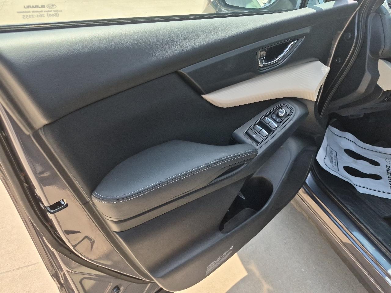 Subaru Ascent Premium 2022