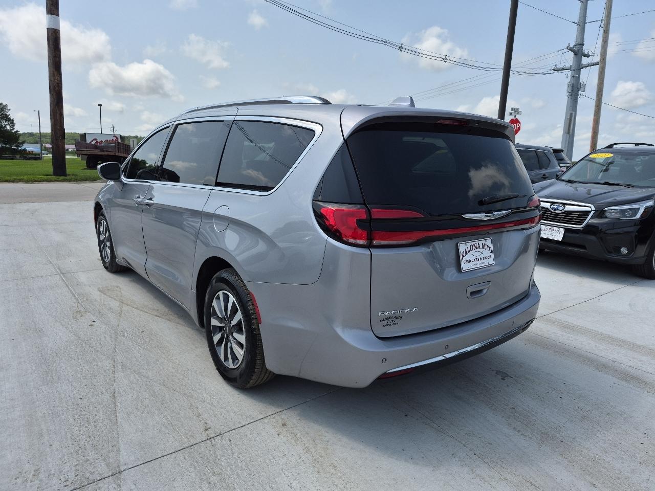 Chrysler Pacifica Touring-L 2021