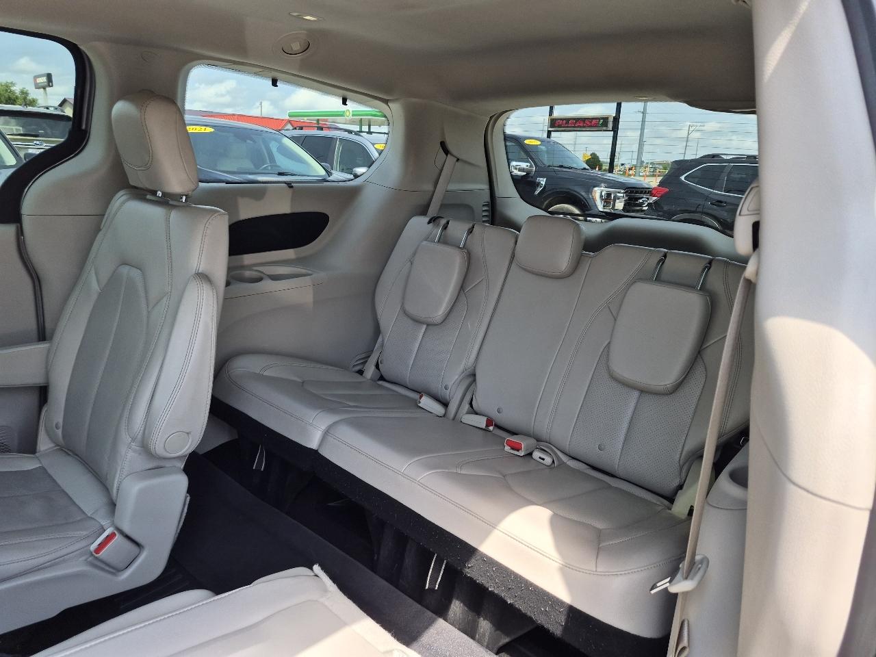 Chrysler Pacifica Touring-L 2021