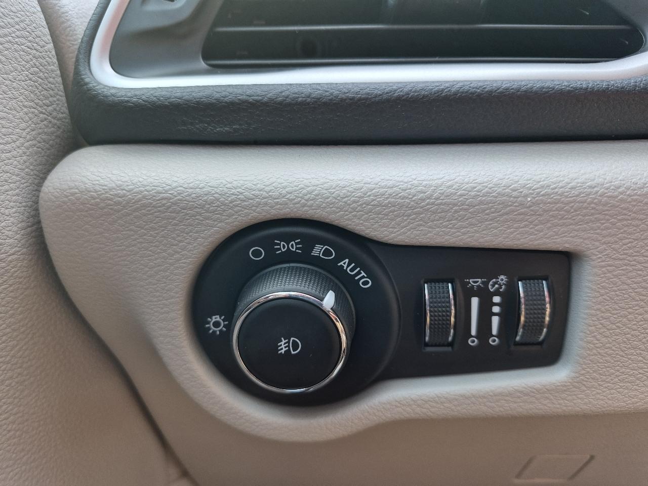 Chrysler Pacifica Touring-L 2021
