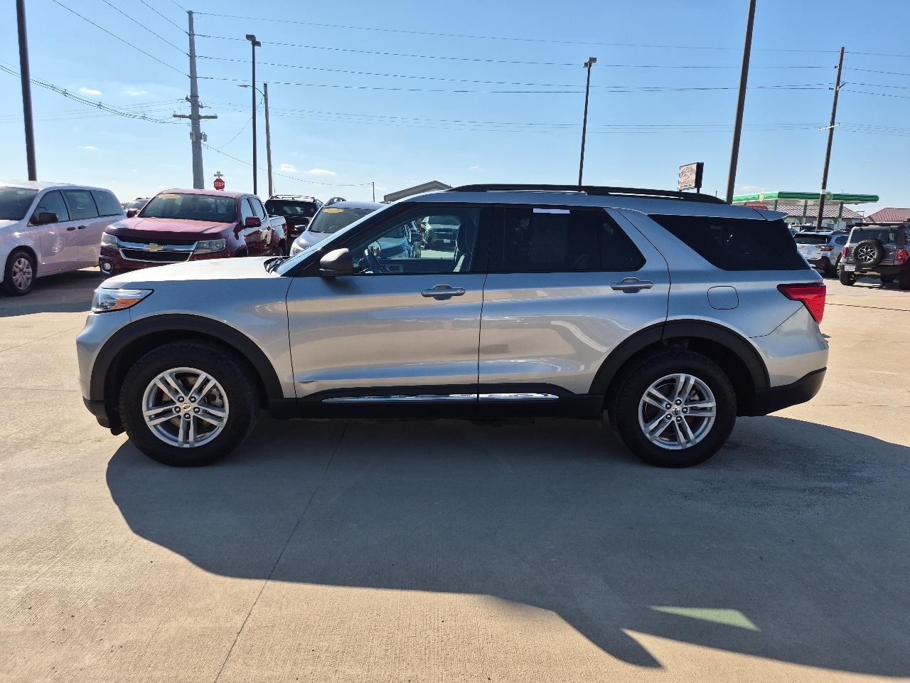 Ford Explorer XLT AWD 2023