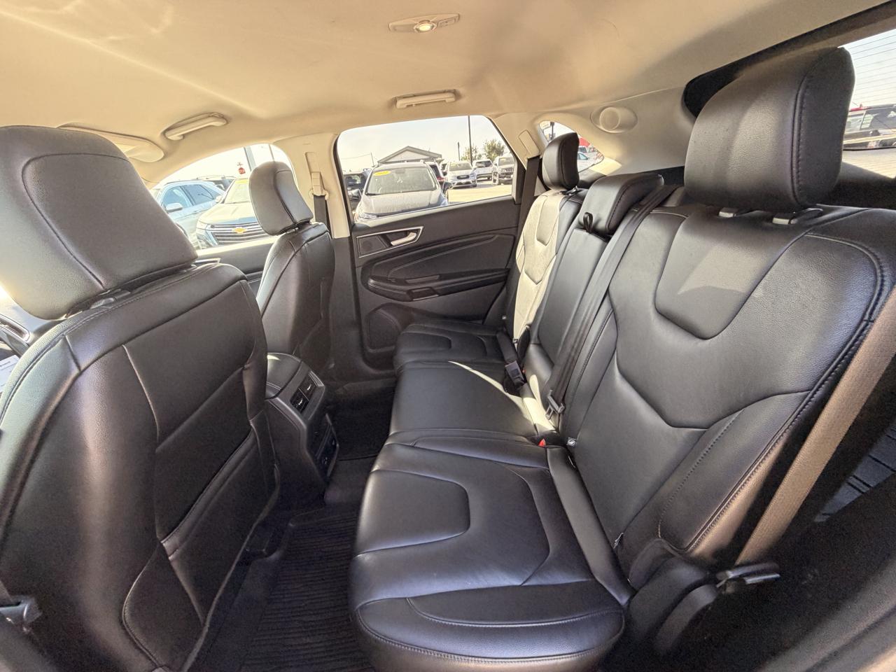Ford Edge Titanium AWD 2021