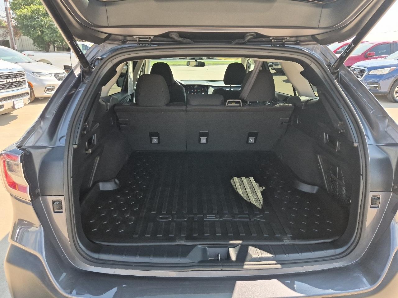 Subaru Outback Premium 2025