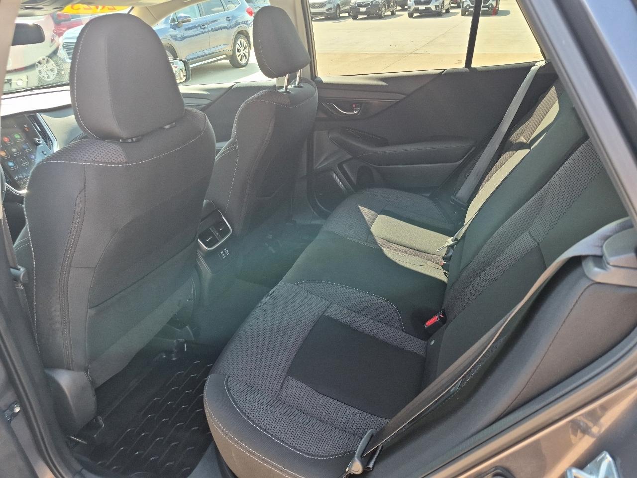 Subaru Outback Premium 2025