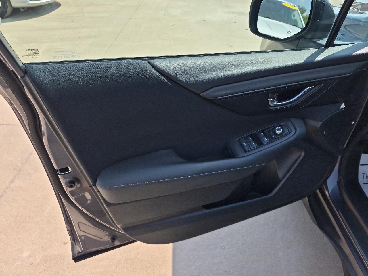 Subaru Outback Premium 2025