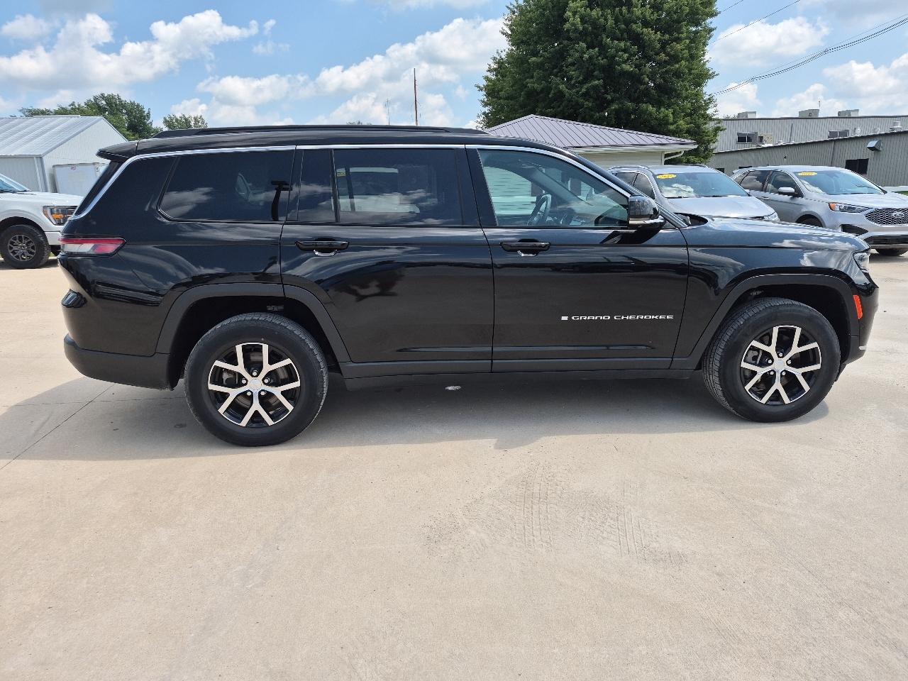 Jeep Grand Cherokee L Limited 4WD 2024