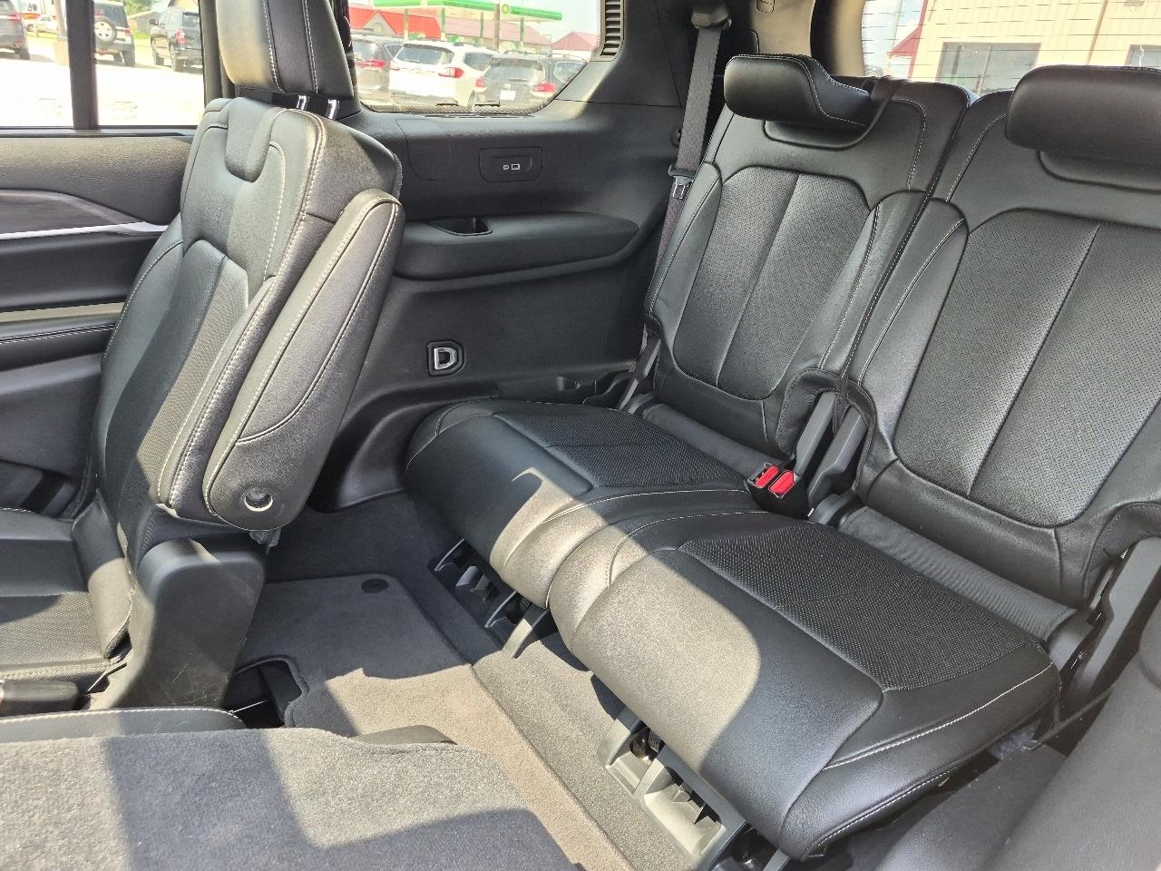Jeep Grand Cherokee L Limited 4WD 2024