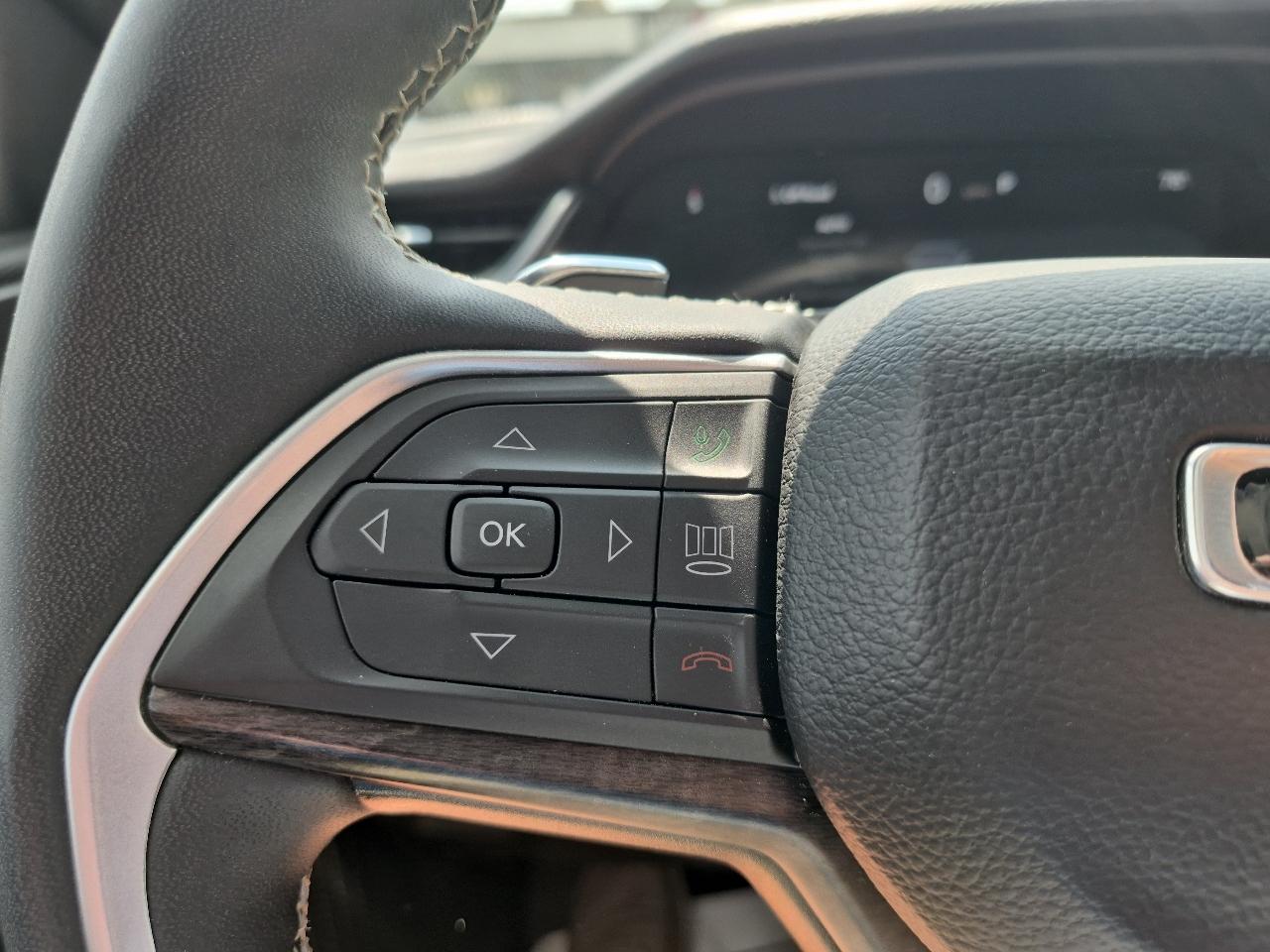Jeep Grand Cherokee L Limited 4WD 2024