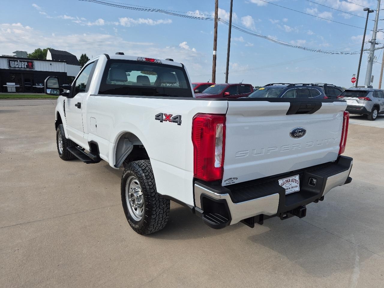 Ford F-350 SD XL 4WD 2022