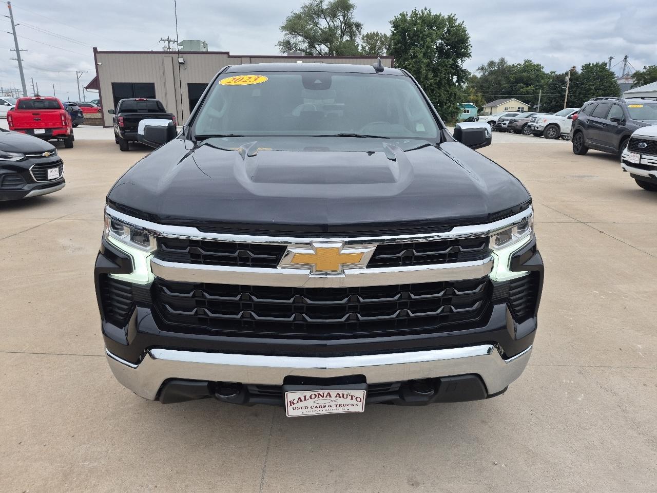 Chevrolet Silverado 1500 LT Crew Cab 4WD 2023