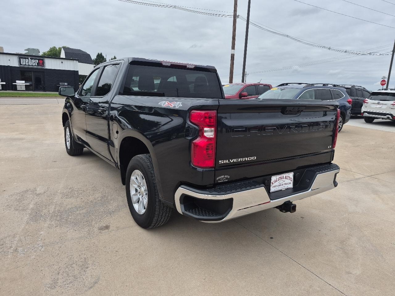 Chevrolet Silverado 1500 LT Crew Cab 4WD 2023