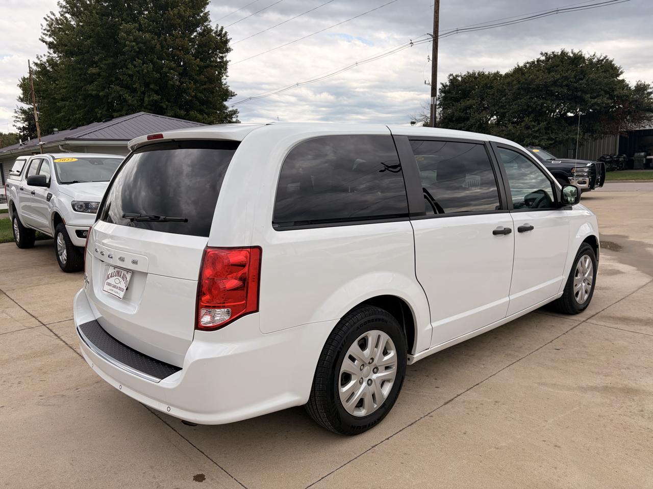 Dodge Grand Caravan SE 2020