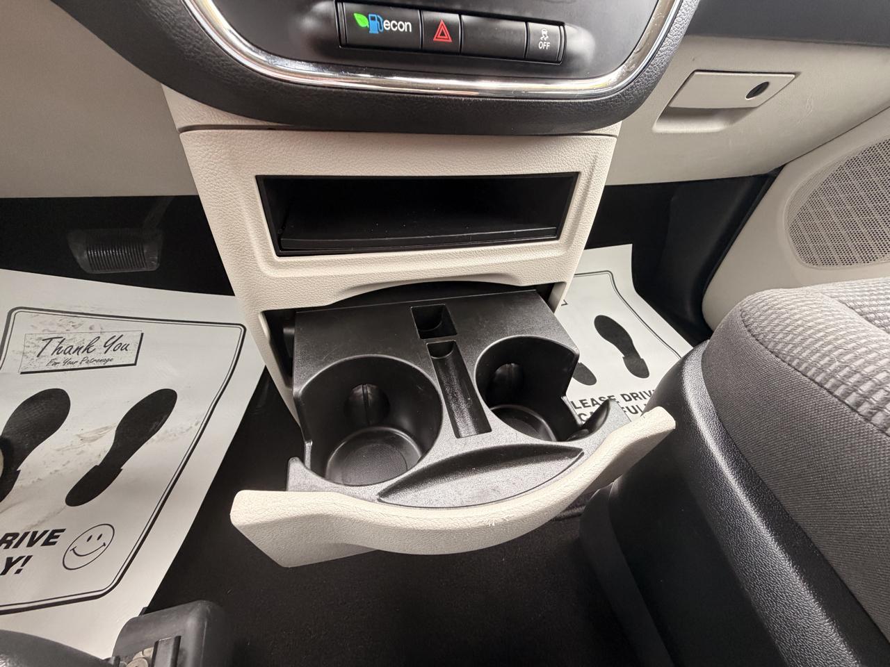 Dodge Grand Caravan SE 2020