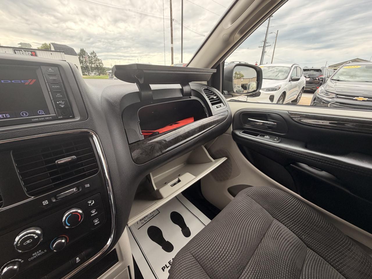 Dodge Grand Caravan SE 2020