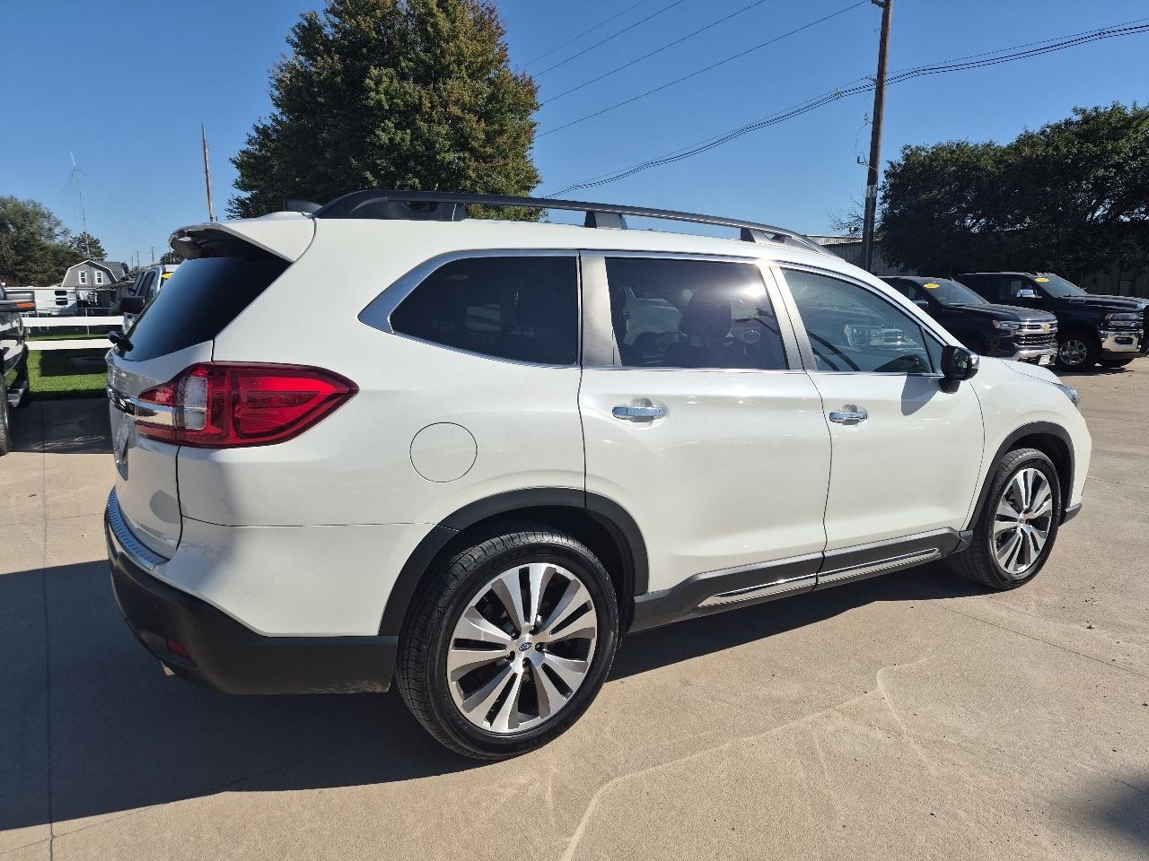 Subaru Ascent Touring 2022