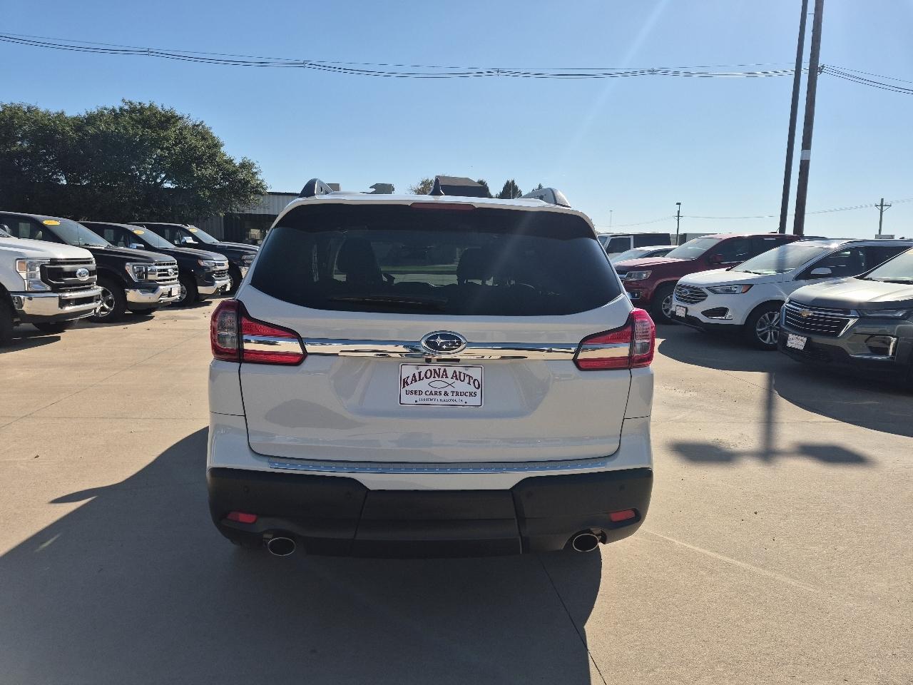Subaru Ascent Touring 2022