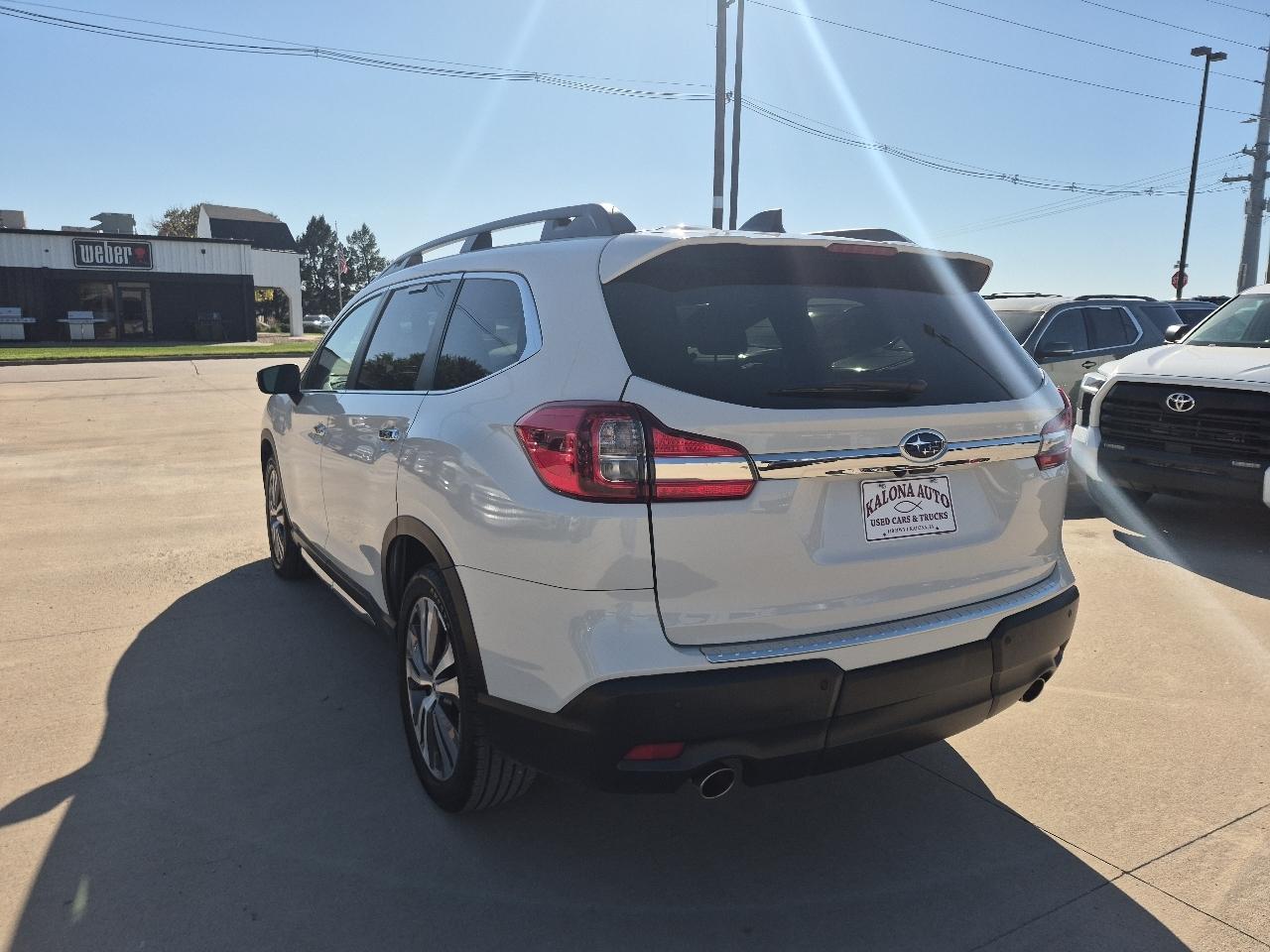 Subaru Ascent Touring 2022