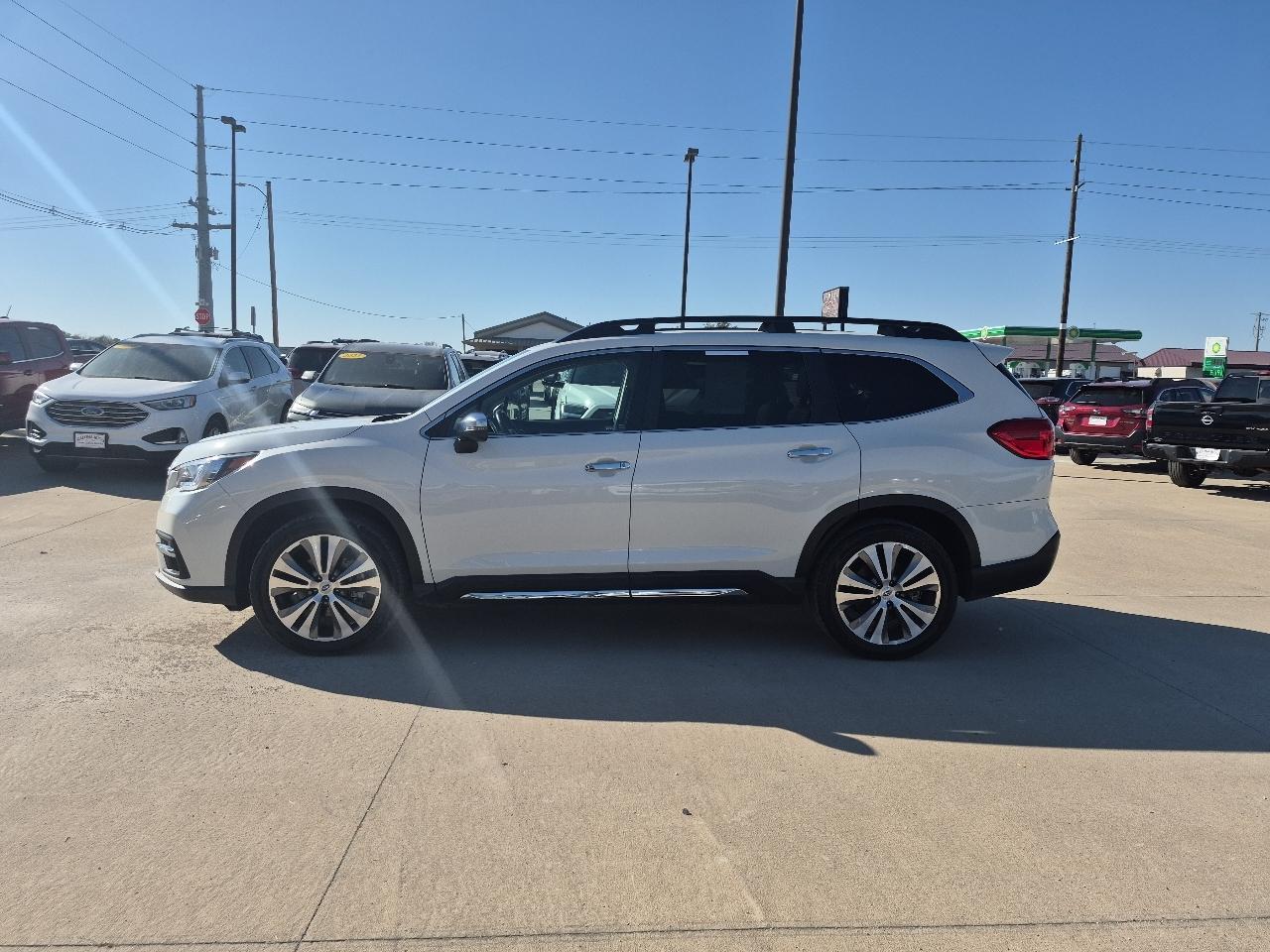Subaru Ascent Touring 2022