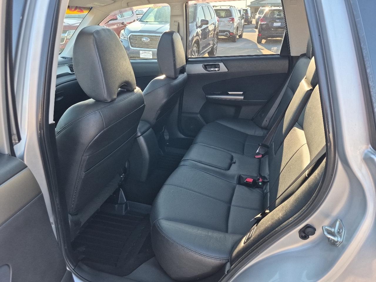 Subaru Forester 2.5X Limited 2011