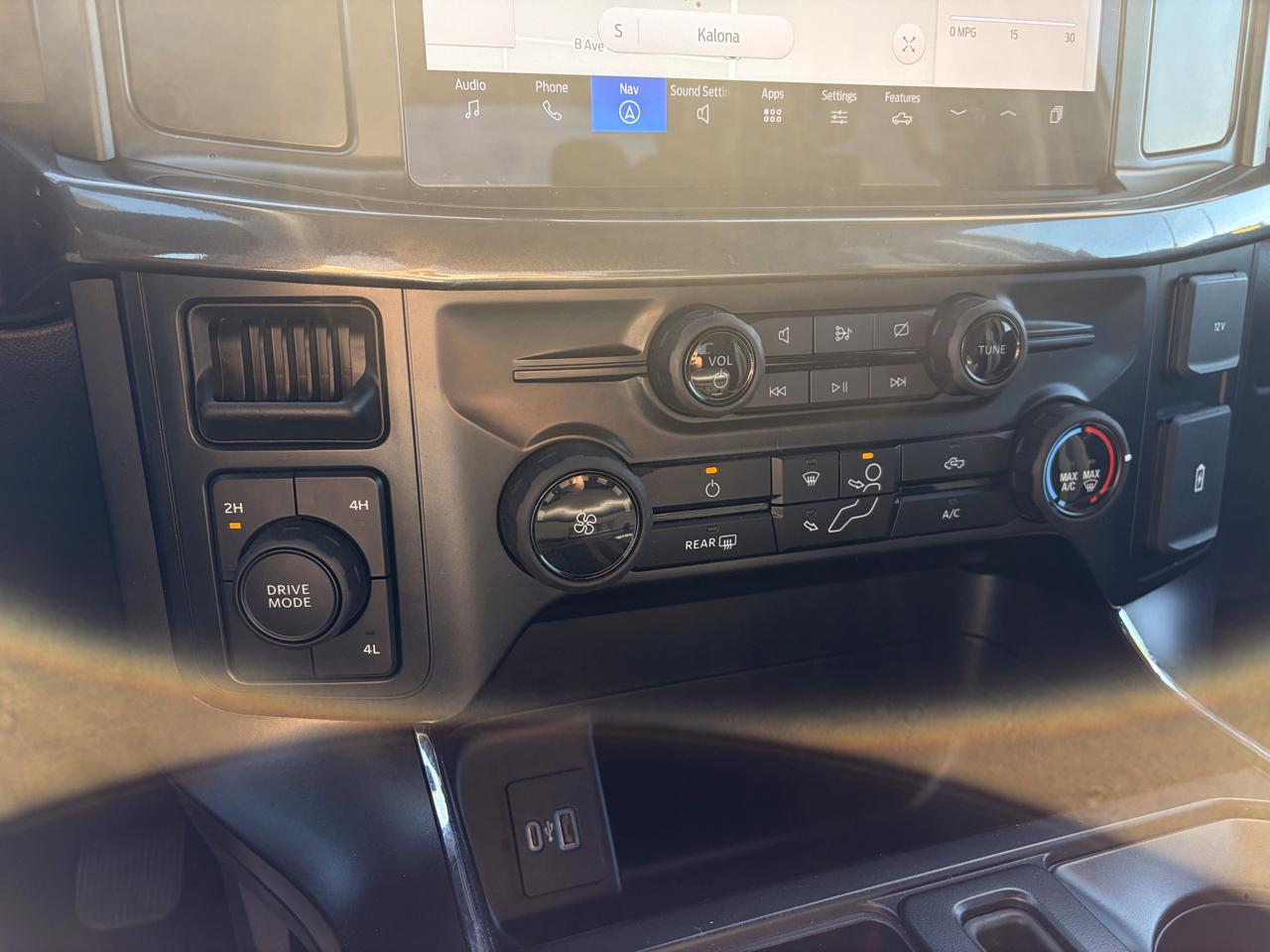 Ford F-150 STX SuperCrew 4WD 2024