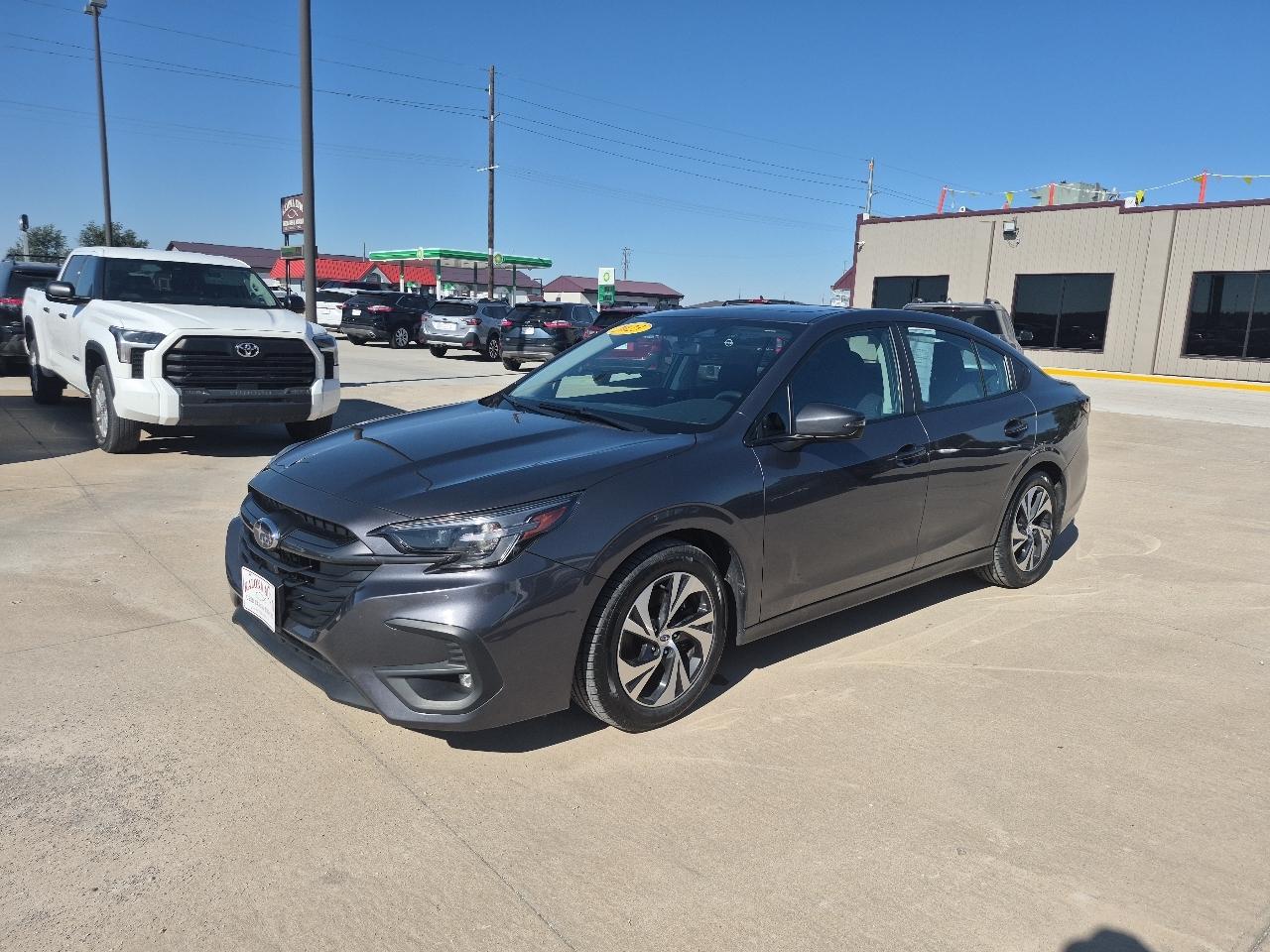 Subaru Legacy Premium 2023