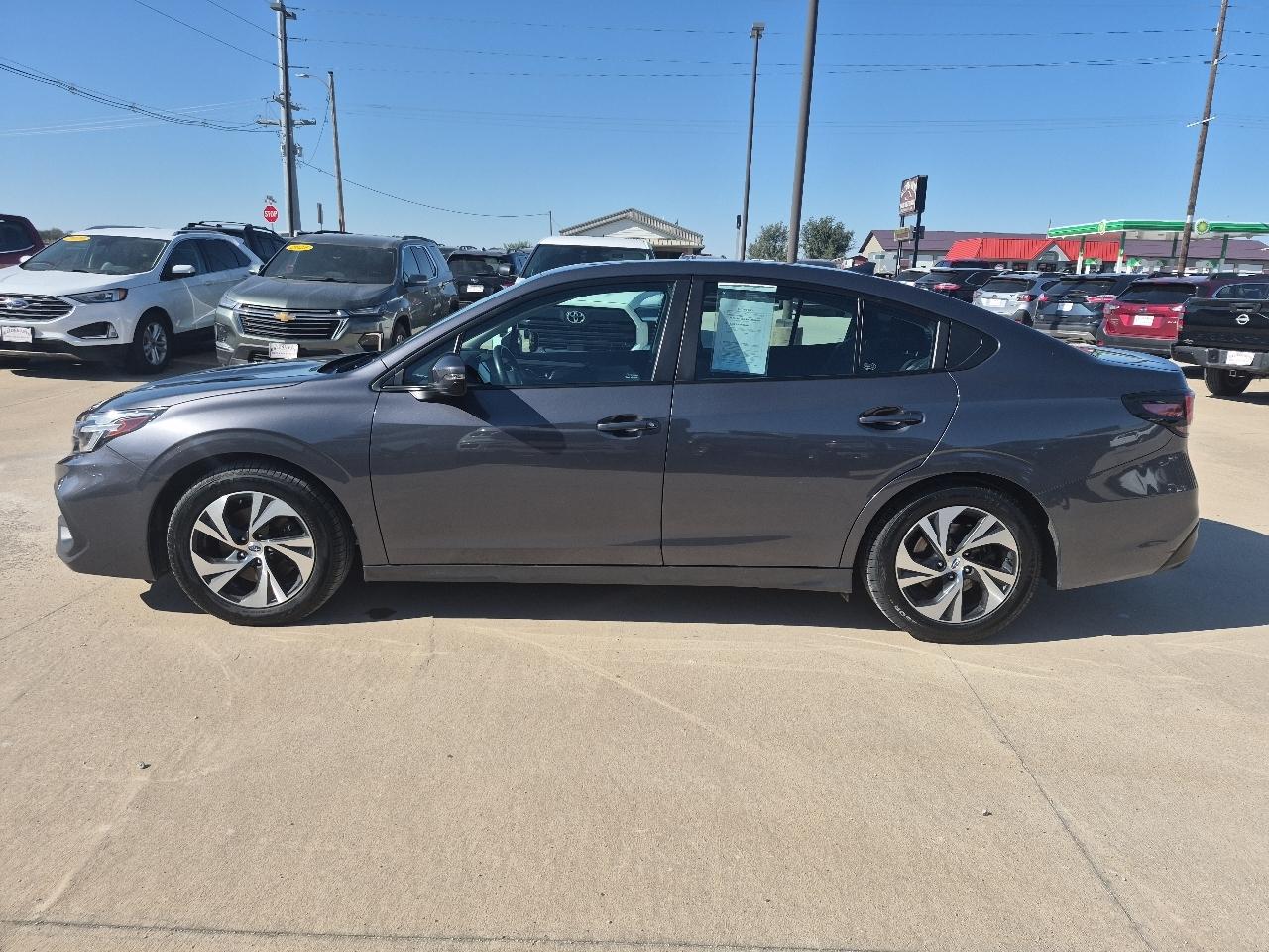 Subaru Legacy Premium 2023
