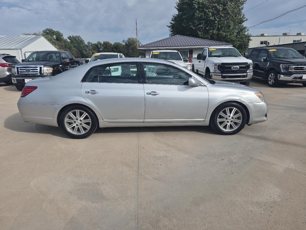 Toyota Avalon Limited 2009