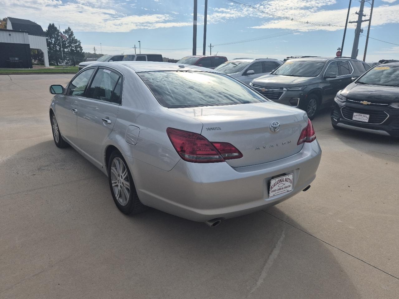 Toyota Avalon Limited 2009