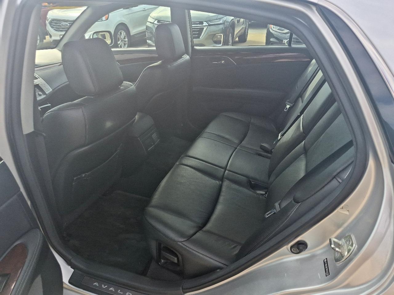 Toyota Avalon Limited 2009