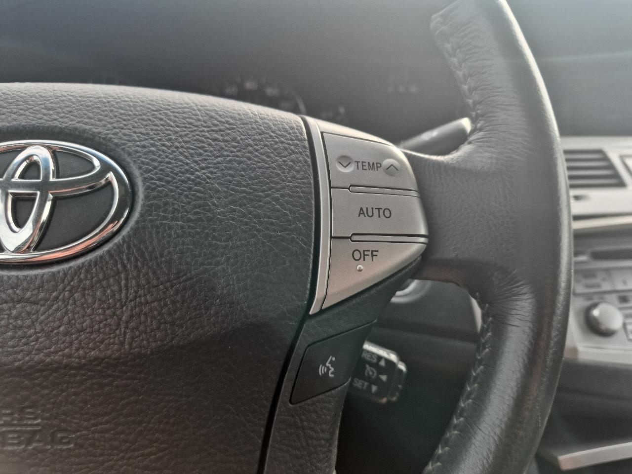 Toyota Avalon Limited 2009